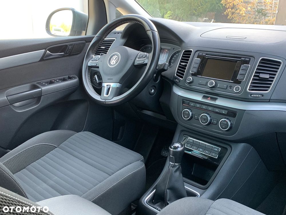 Volkswagen Sharan - 9