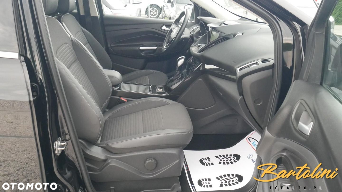Ford Kuga - 12