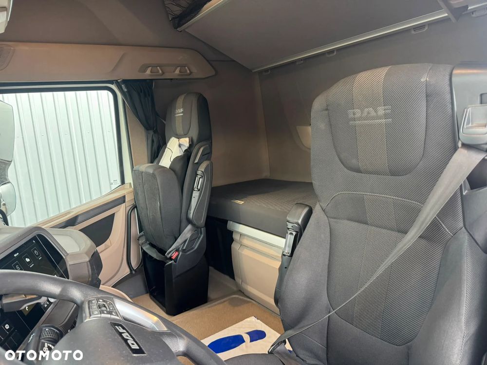 DAF XG - 11