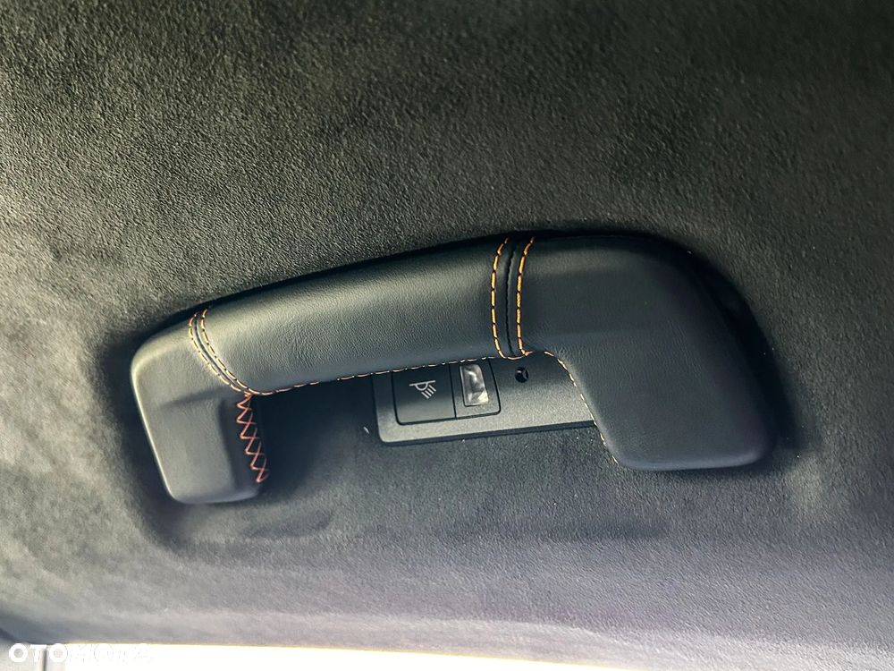 Porsche Macan Turbo 100kWh - 19