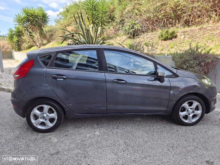 Ford Fiesta 1.4 TDCi Trend - 13