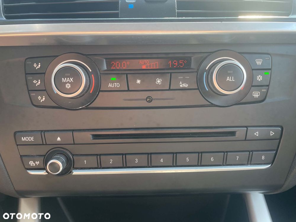 BMW X3 xDrive20d - 27