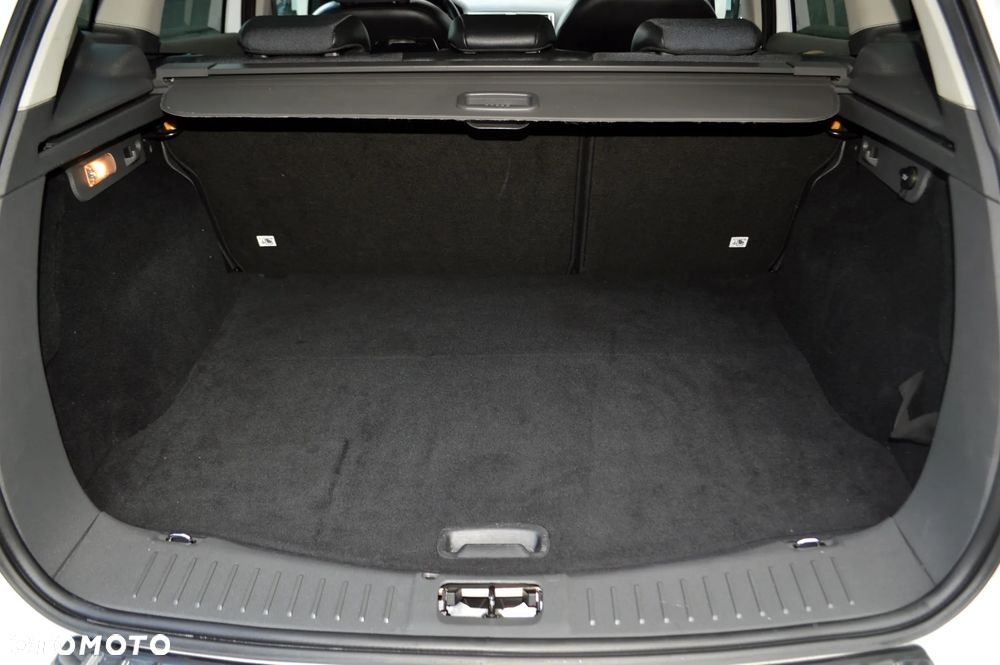 Ford Kuga 2.0 TDCi 4x4 Titanium - 31