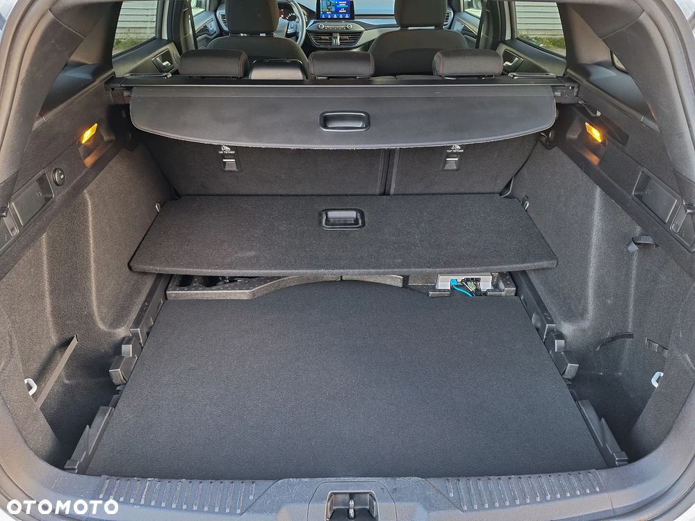 Ford Focus 1.5 EcoBoost ST-Line - 15