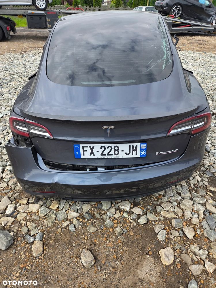 Tesla Model 3 Allradantrieb Dual Motor Performance - 10