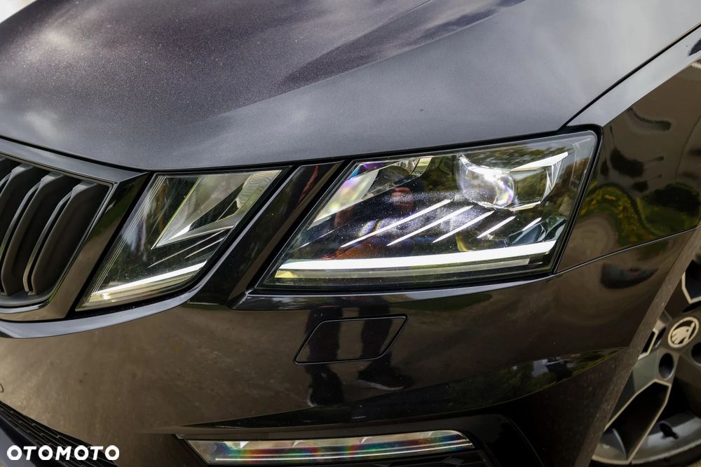 Skoda Octavia 2.0 TDI RS DSG - 4