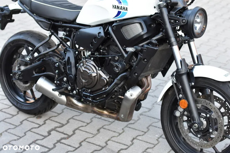 Yamaha XSR - 6