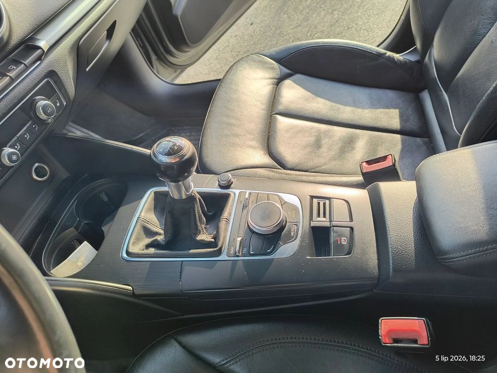 Audi A3 Sportback 1.6 TDI Ambiente - 7