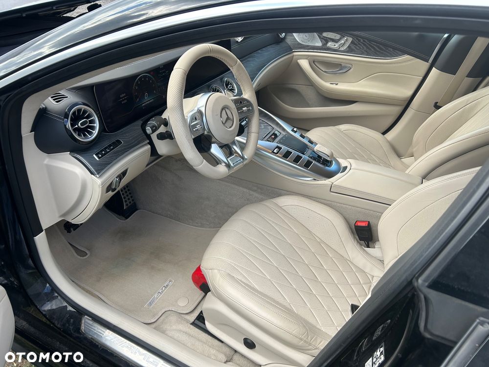 Mercedes-Benz AMG GT 43 4-Matic+ - 7