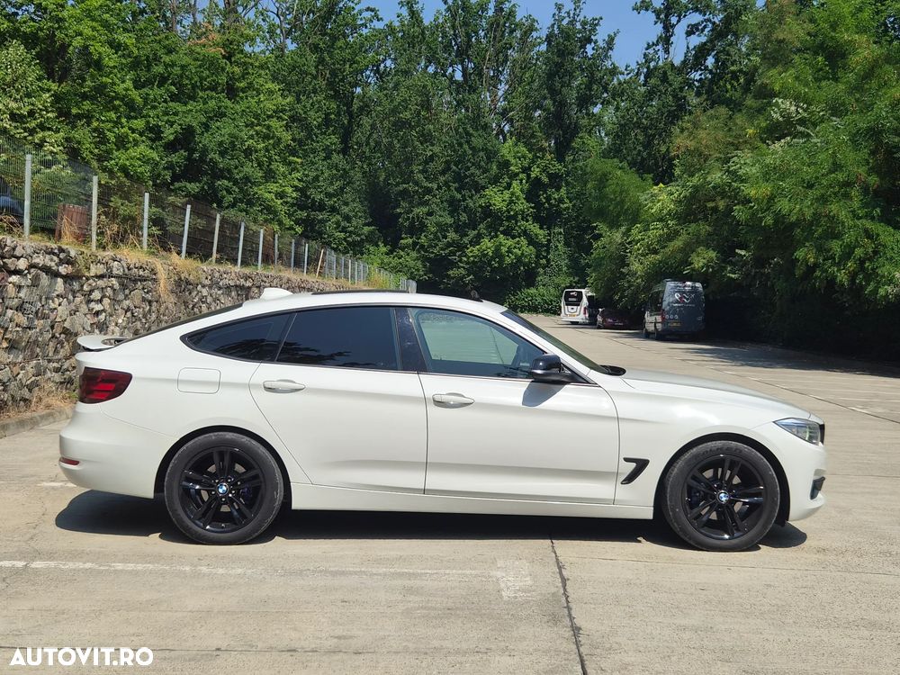 BMW Seria 3 320d xDrive Sport-Aut. - 2