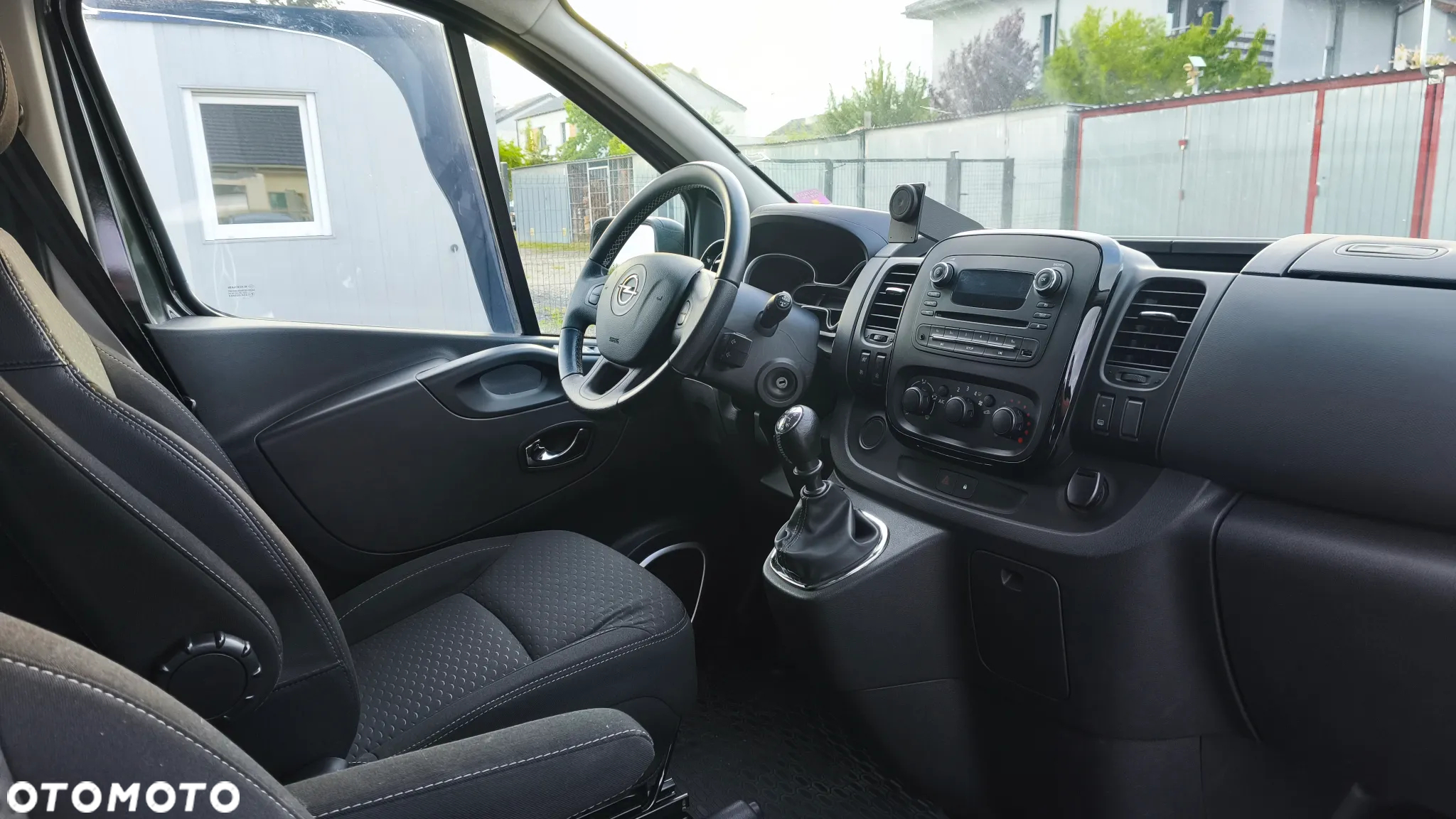 Opel Vivaro - 26