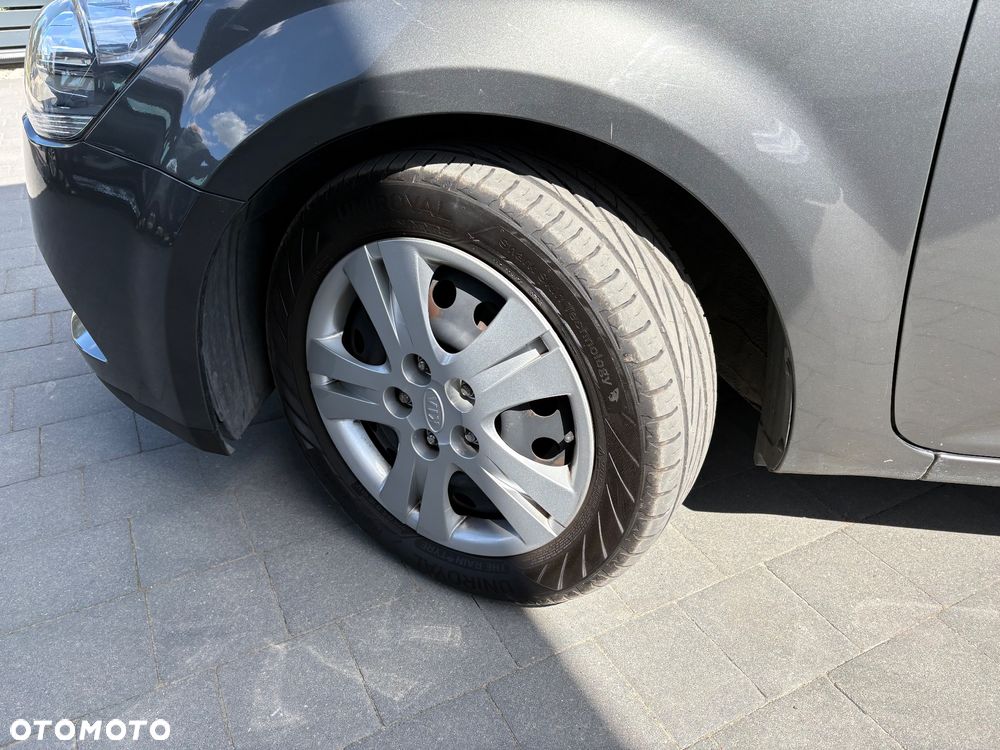 Kia Ceed 1.6 CRDi 90 Vision - 5