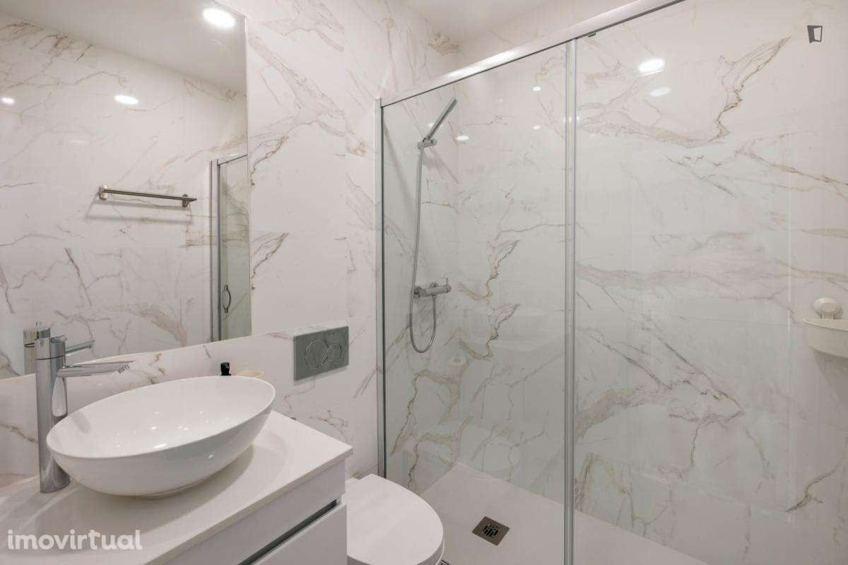 Quarto - localizado em Alameda Lisbon - Grande imagem: 5/14