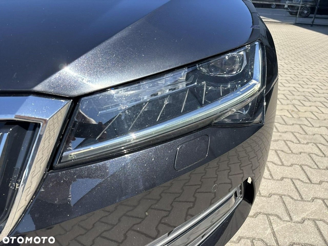 Skoda Superb 2.0 TDI Ambition DSG - 9