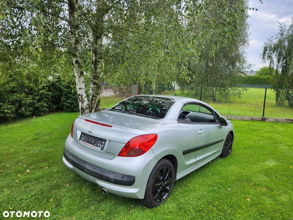 Peugeot 207 120 Automatik Sport - 17