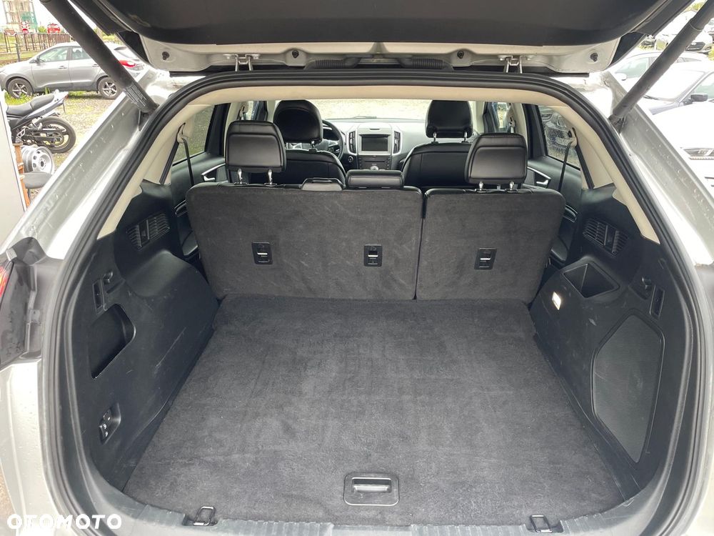 Ford Edge - 22