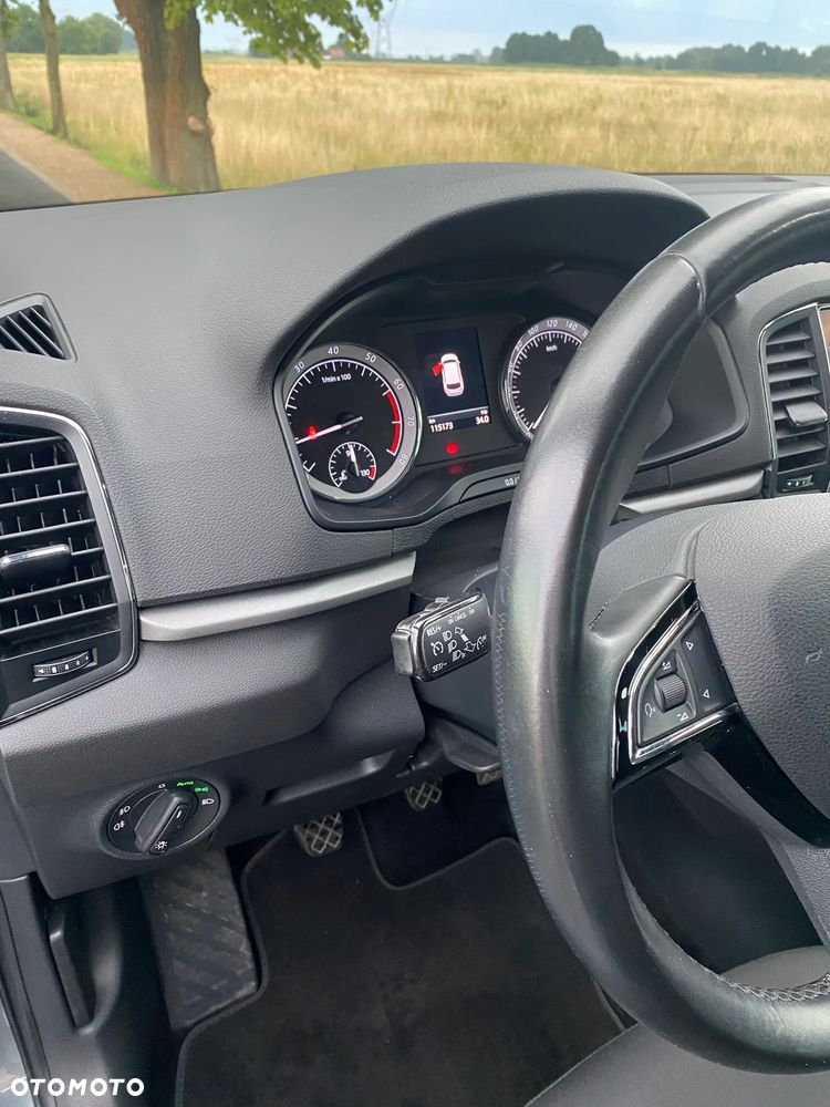 Skoda Karoq 1.5 TSI ACT 4x2 Ambition - 17