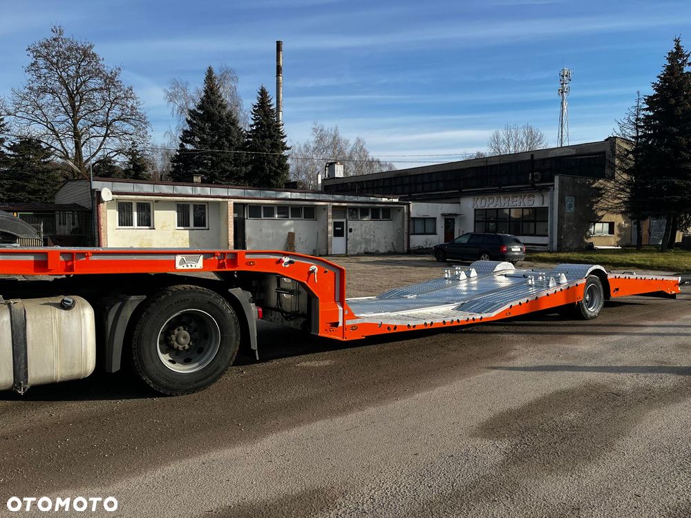 MACUGA Naczepa do przewozu pojazdów,