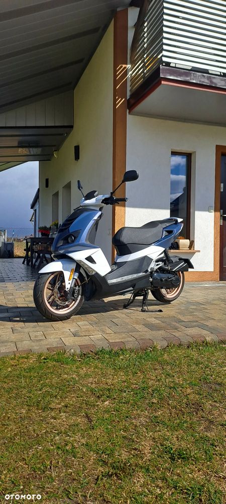 Peugeot Speedfight - 1