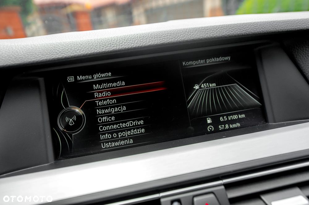 BMW Seria 5 525d xDrive Touring Luxury Line - 30