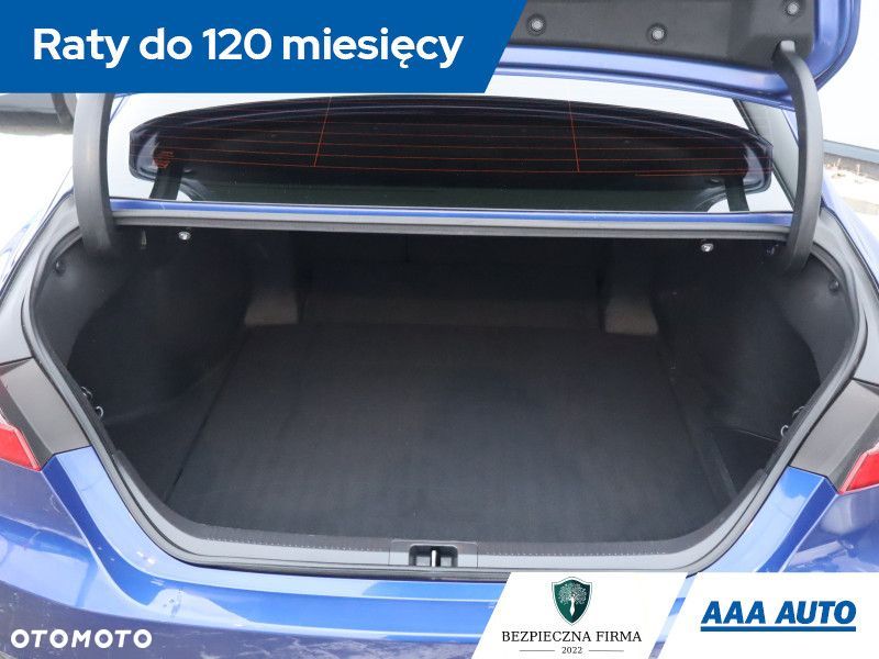 Toyota Camry - 16
