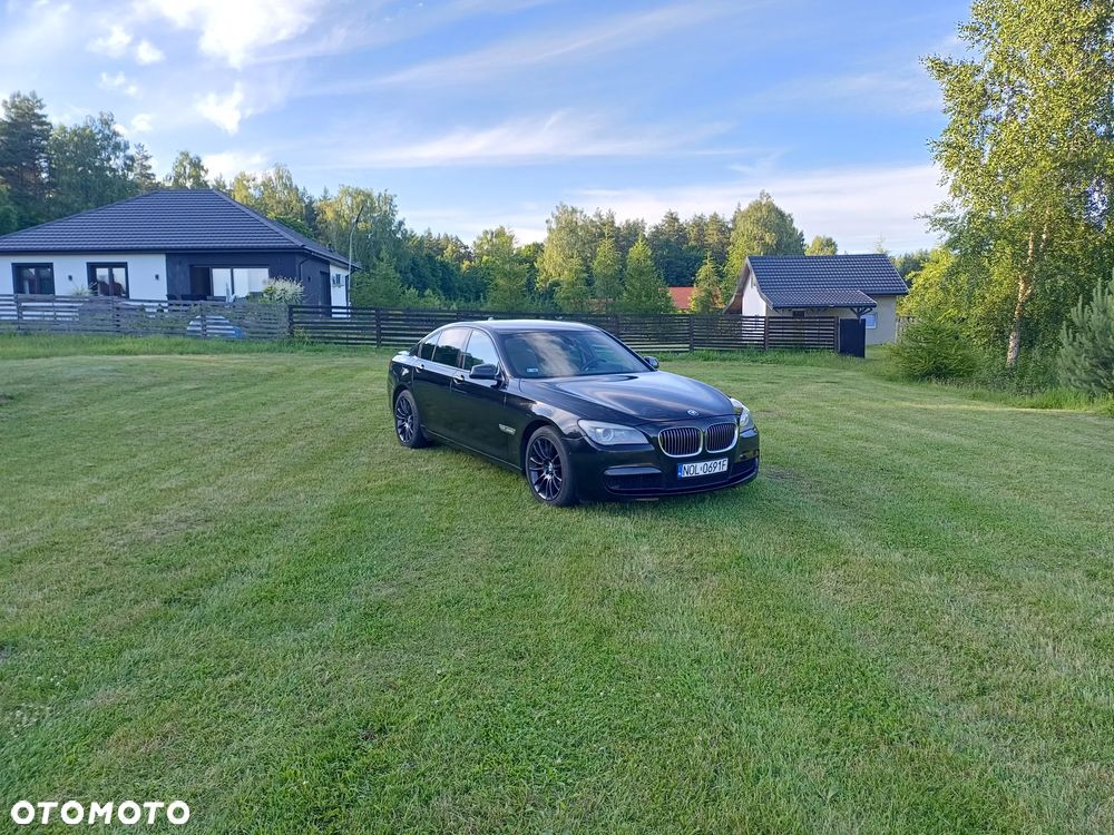 BMW Seria 7 740d xDrive - 2