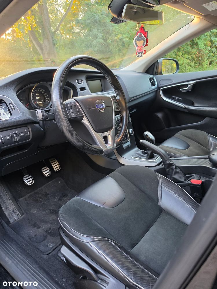 Volvo V40 D2 - 8