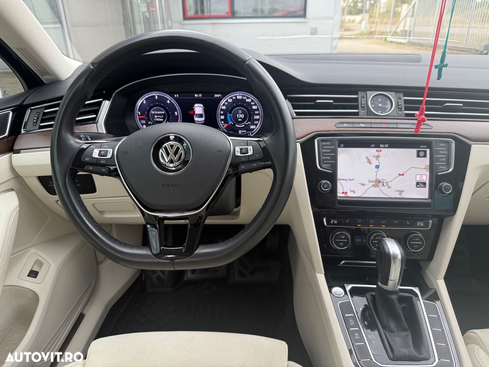 Volkswagen Passat 2.0 TDI DSG Highline - 26