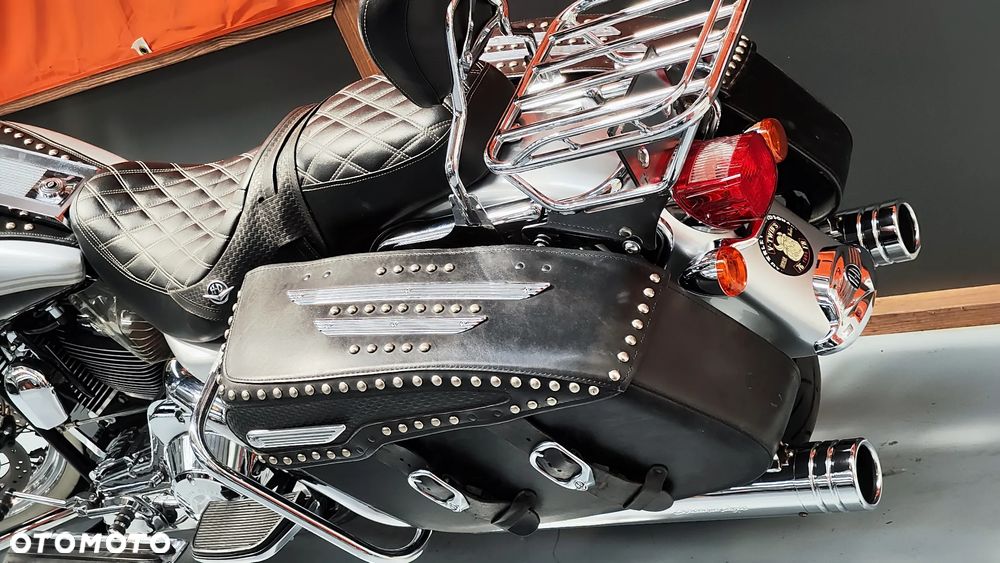 Harley-Davidson Touring Road King - 20