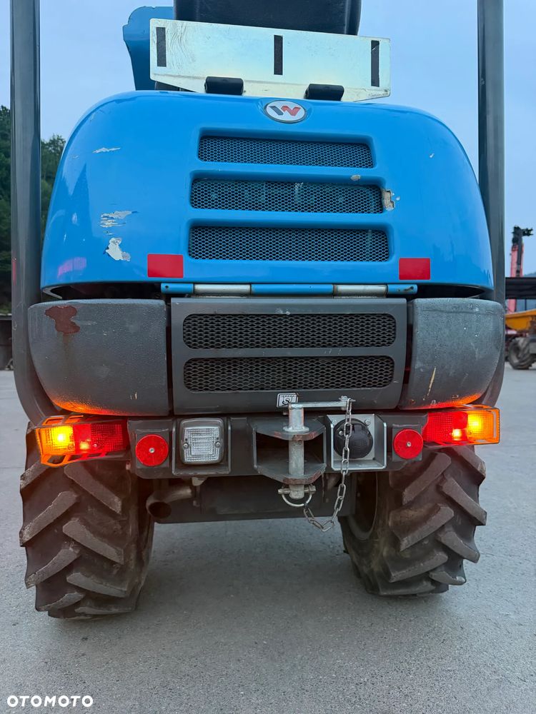 Wacker Neuson 1001 Wozidło Budowlane Rolnicze 4x4. Ładowność 1 tona. Wysokie podnoszenie+KIPER Wysoki! Sprowadzone z Norweskiej szkółki roślinnej. Maszyna Jak Nowa z Salonu 665 mtg. 2023 roku. Ani Deka luzów czy wycieków. Silnik Yanmar 3cyl. Potężna moc a maszyna bardzo mała i zwinna. Szybka wolna jazda. Oświetlenie rozbudowane. Wielka Okazja!  Jazda Rewers. Hydrostatic! Opony jak Nowe! - 4