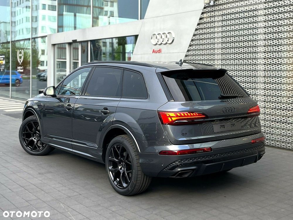 Audi Q7 - 13