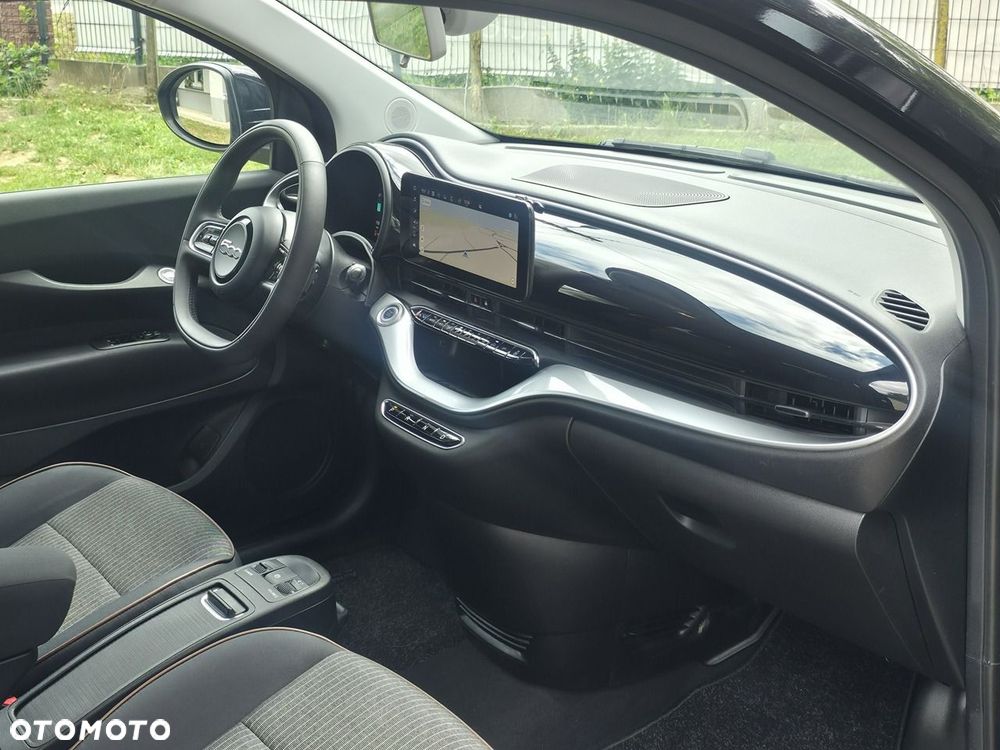 Fiat 500e - 10
