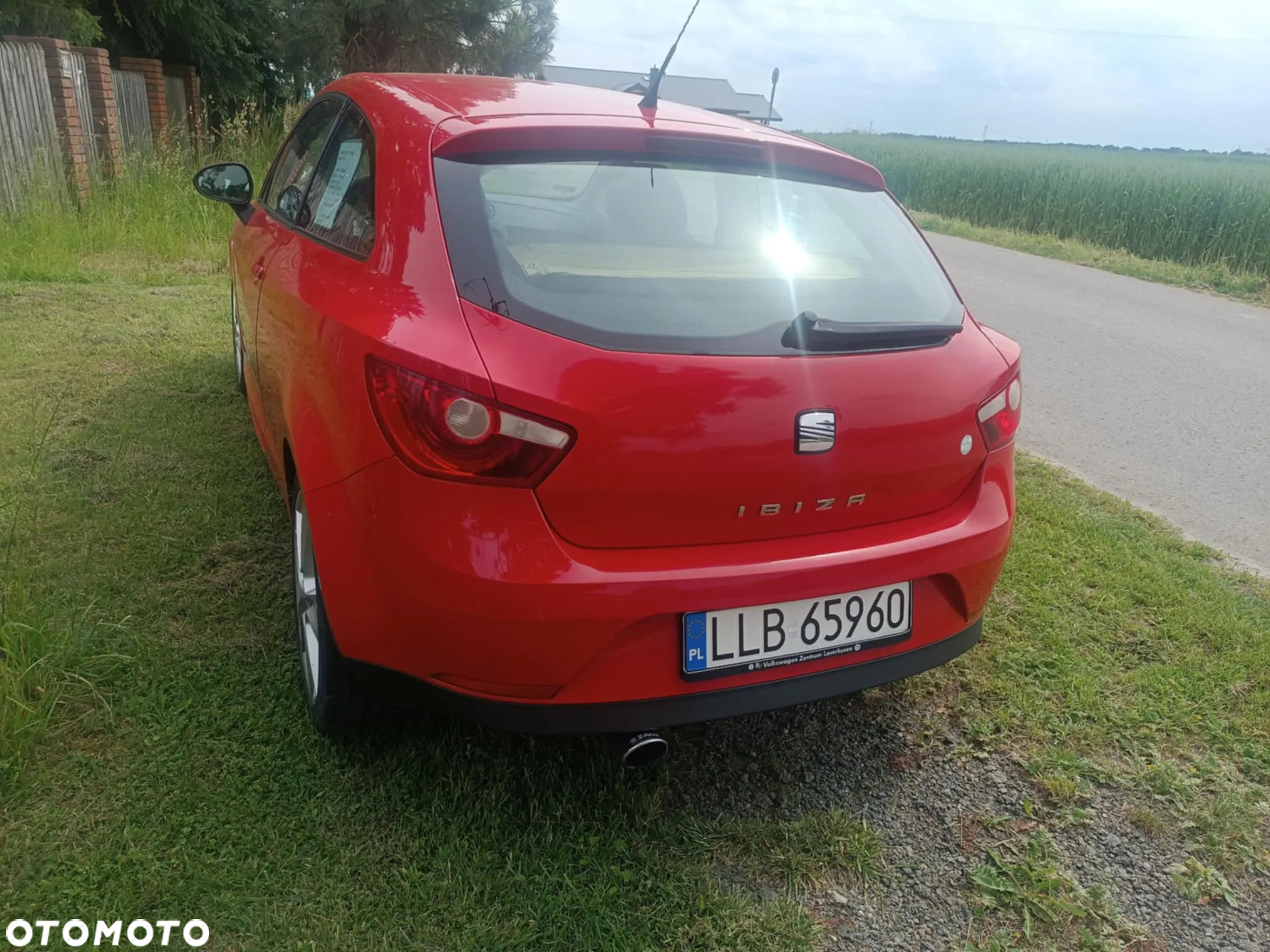 Seat Ibiza SC 1.6 16V Sport - 2