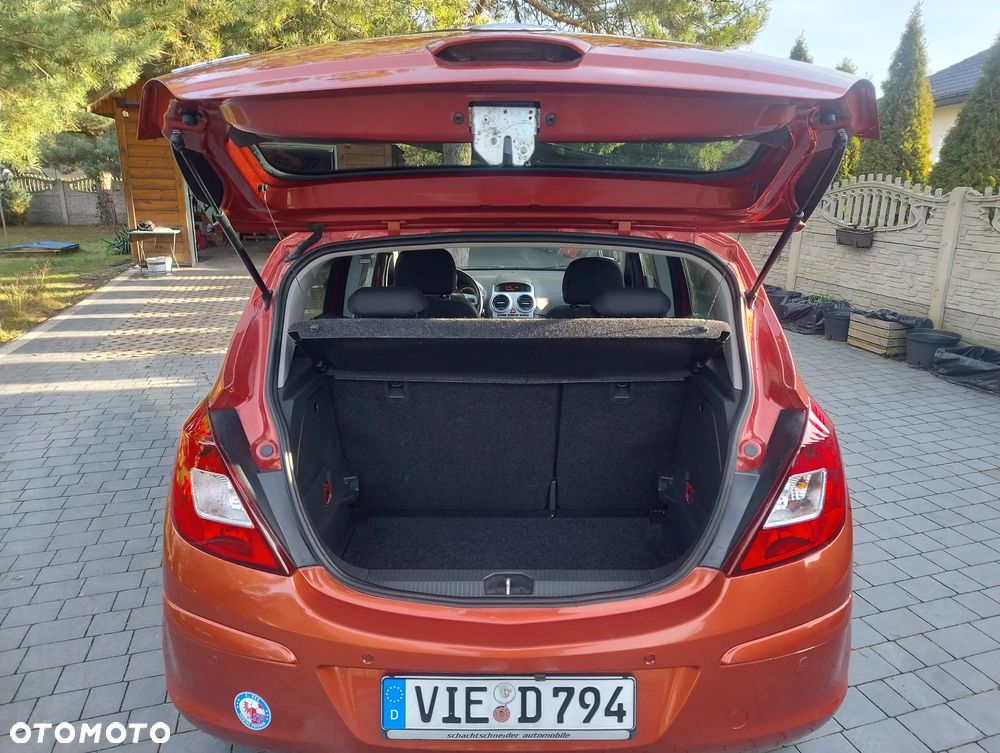 Opel Corsa 1.4 16V Color Elegance - 11