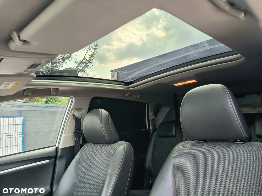 Toyota Verso 1.8 5-Sitzer Executive - 31