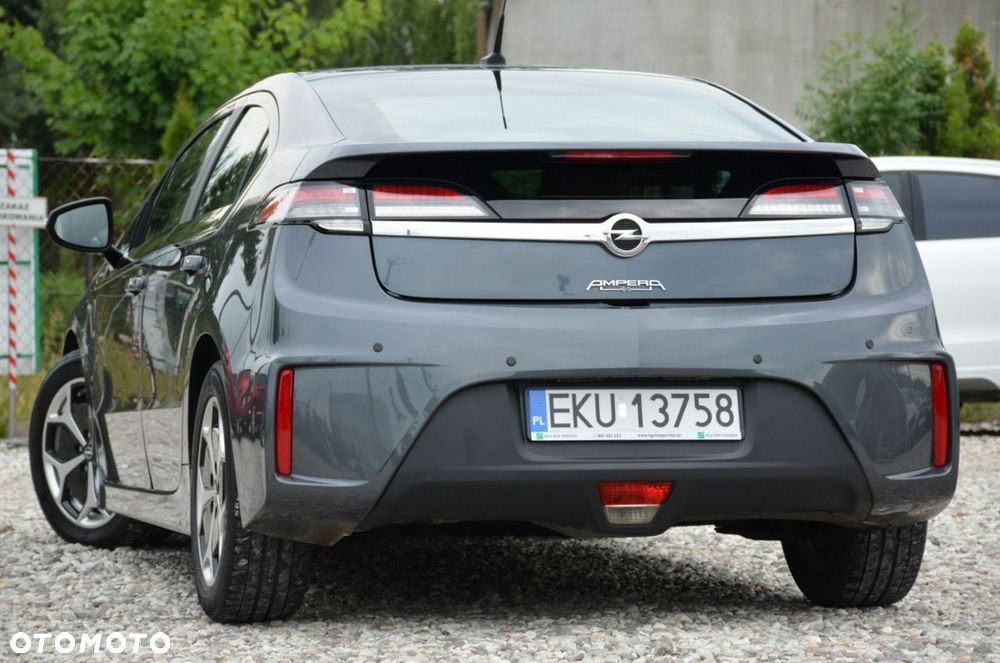 Opel Ampera - 11