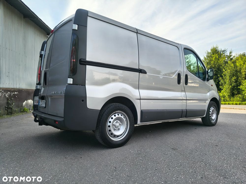 Opel Vivaro 1.9cdti - 13
