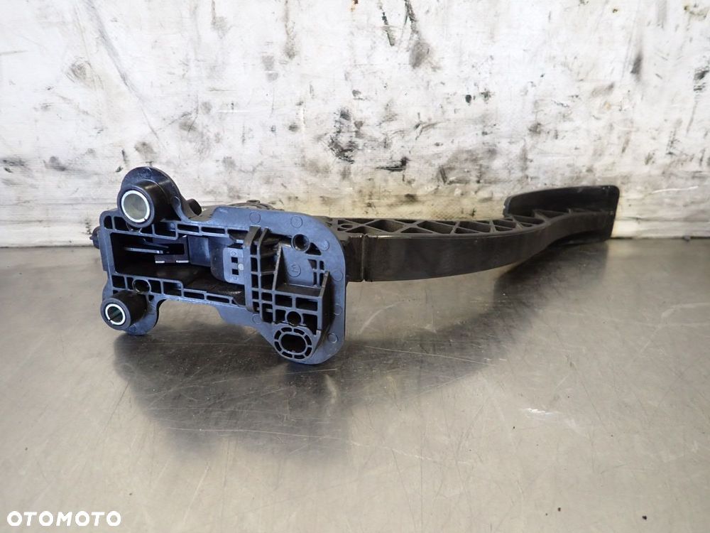 POTENCJOMETR GAZU MITSUBISHI LANCER VIII MN101544 08322B3A - 3