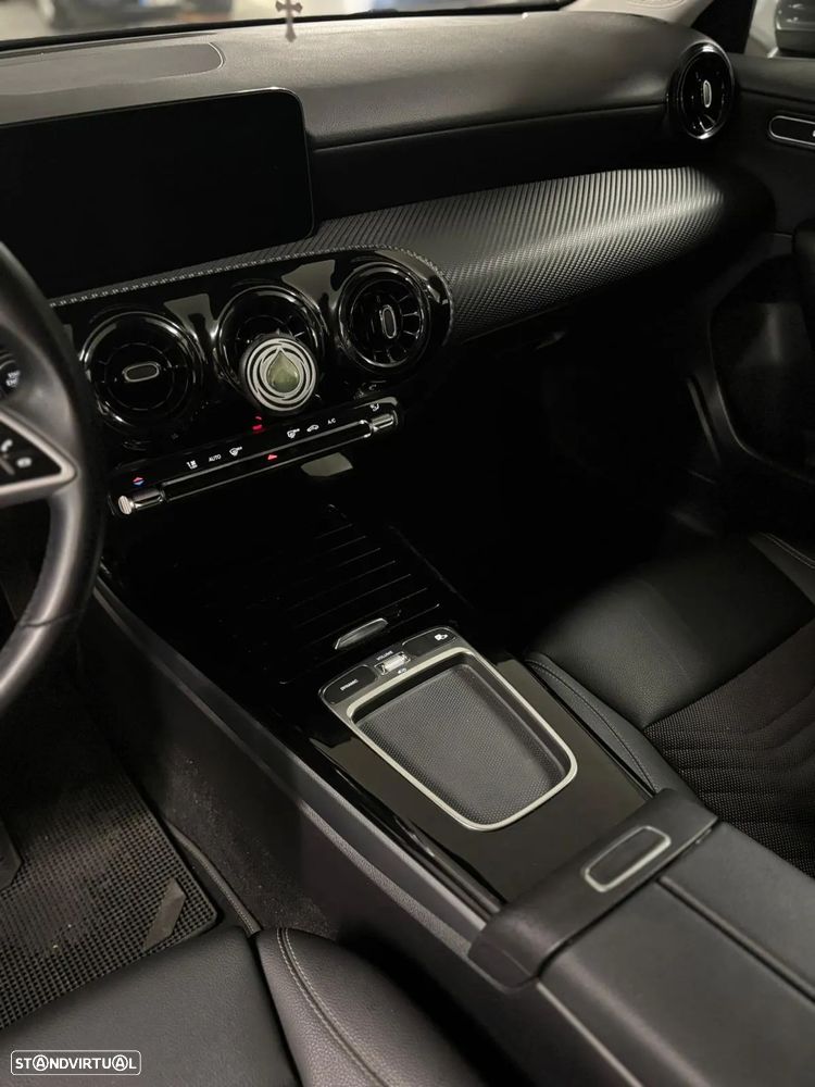 Mercedes-Benz A 180 d - 11