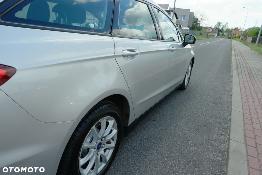 Ford Mondeo - 14
