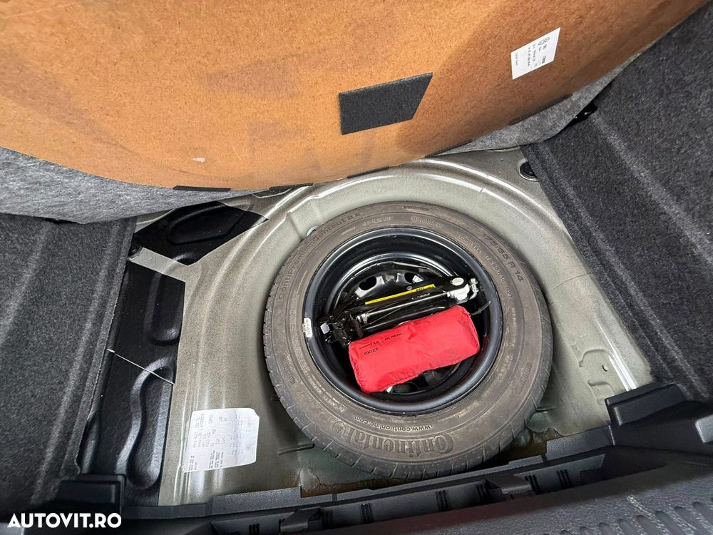 Volkswagen Polo 1.2 Style - 17