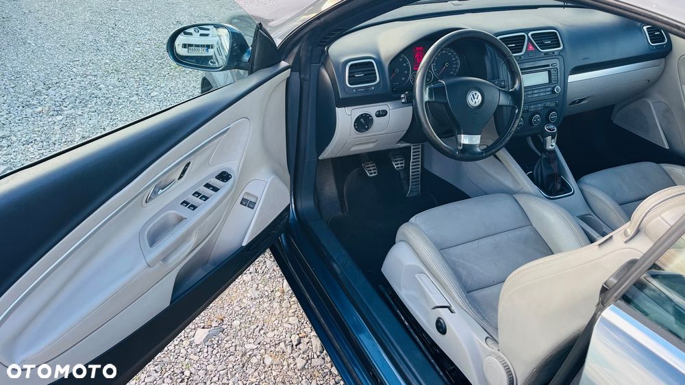 Volkswagen Eos 2.0 TSI - 12