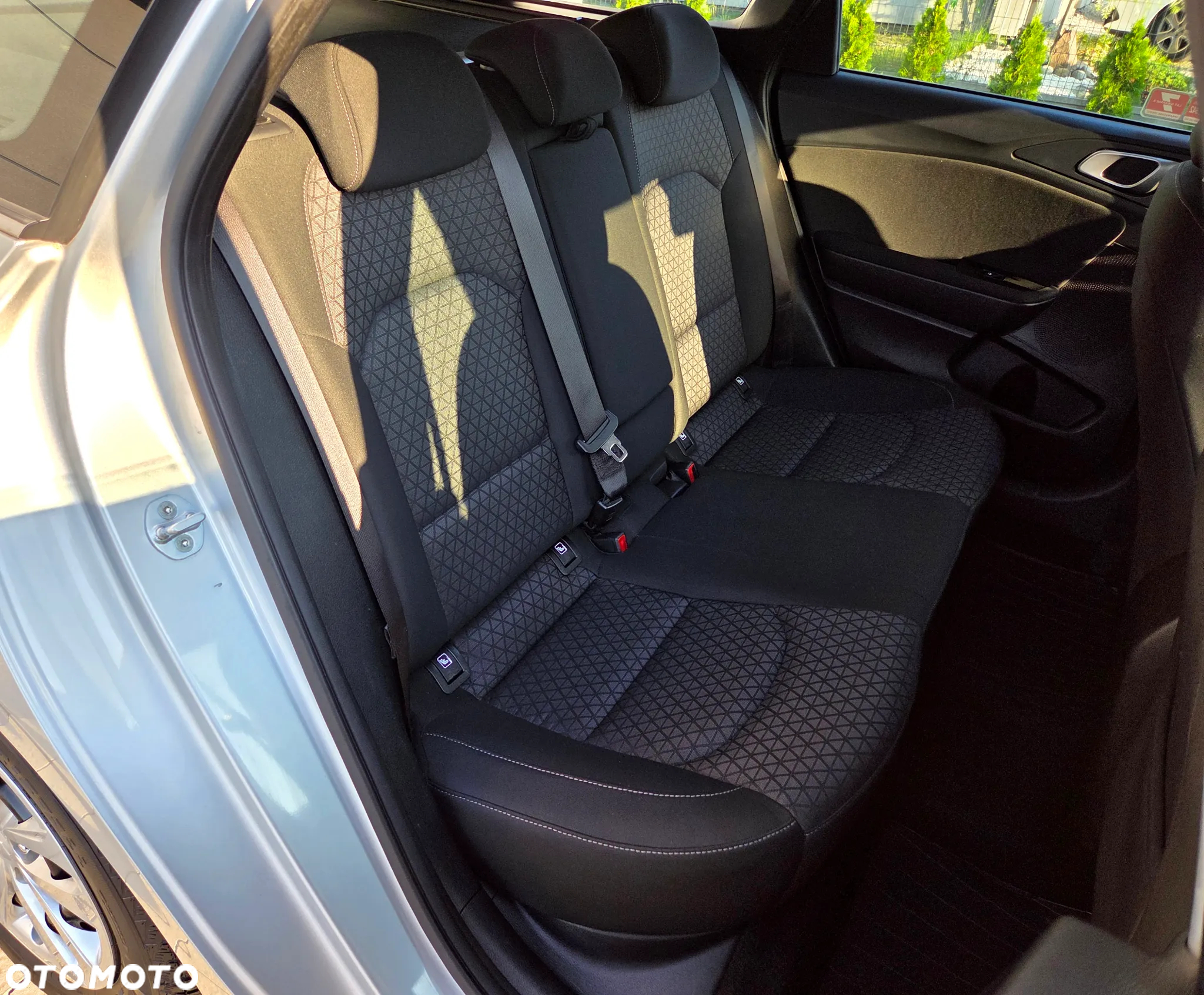 Kia Ceed 1.6 CRDi SCR M - 15