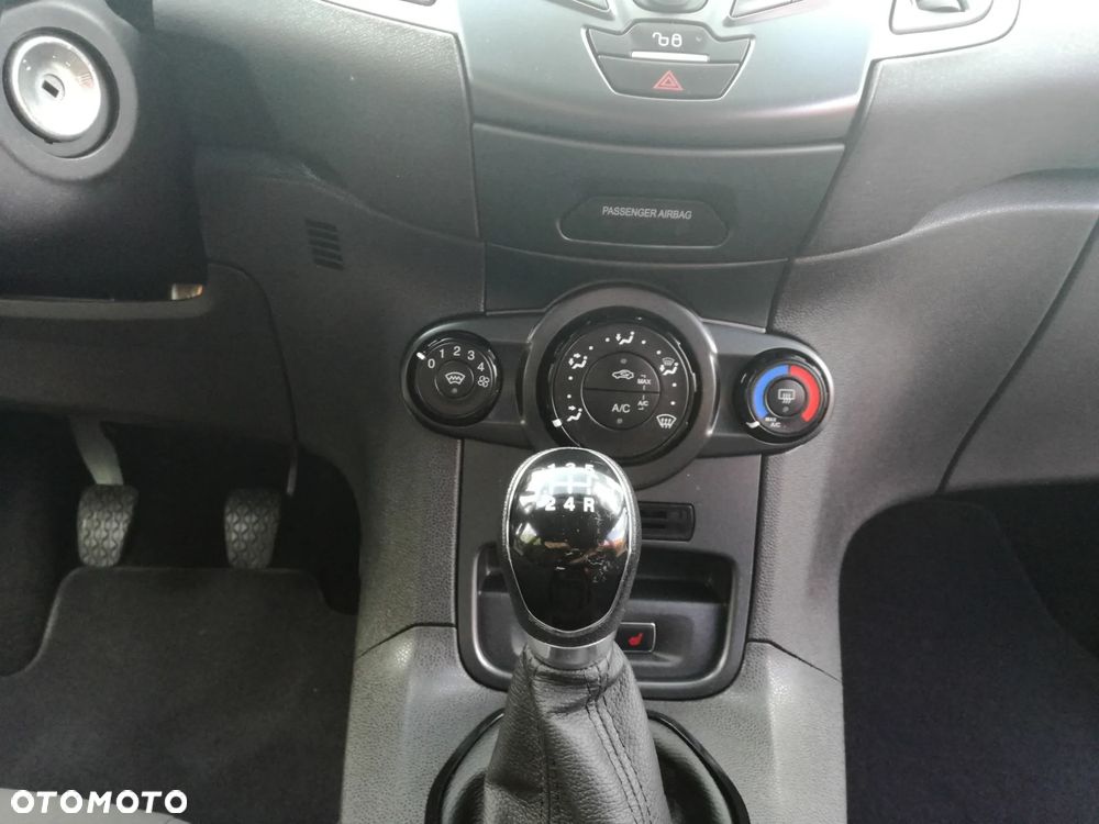 Ford Fiesta 1.25 SYNC Edition - 11