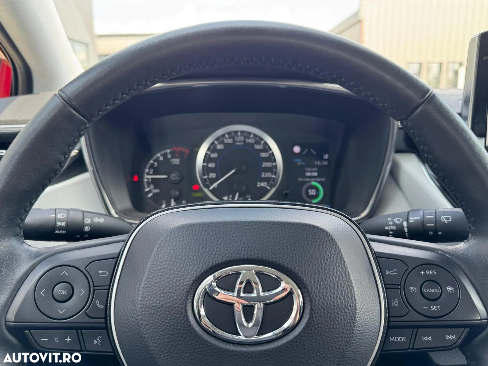 Toyota Corolla 1.8 HSD Business - 17