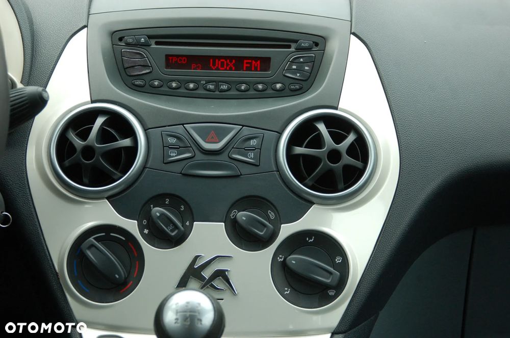 Ford KA 1.2 Titanium (air4) - 10