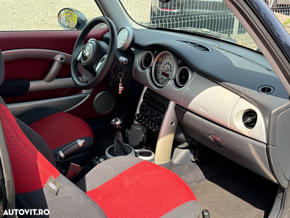 Mini Cooper Standard - 15