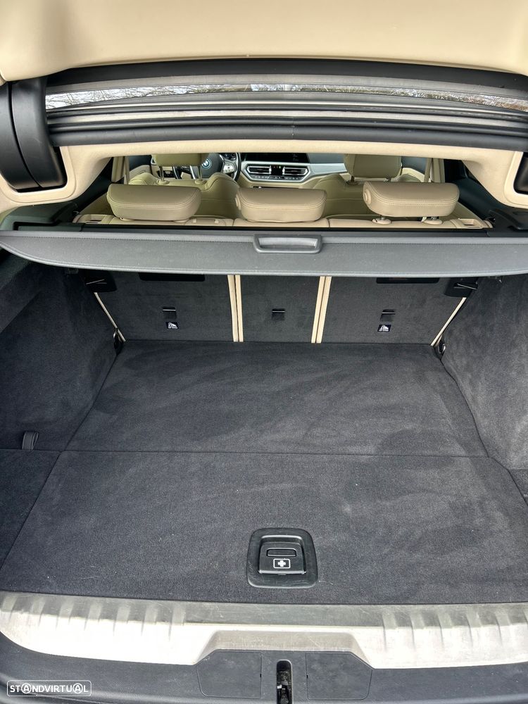 BMW 320 e xDrive Aut. - 12