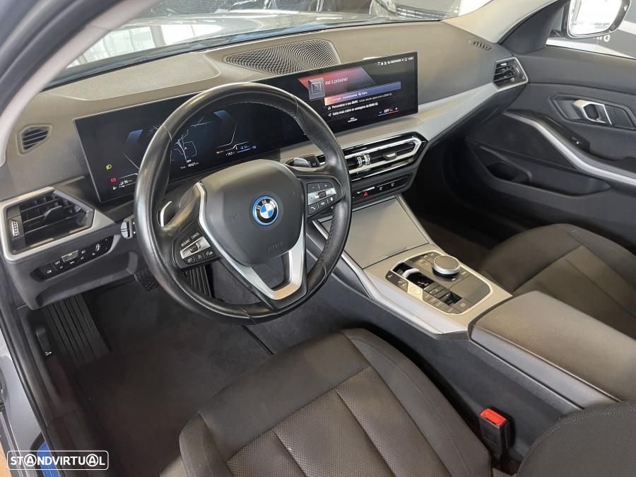 BMW 330 e Corporate Edition Auto - 14