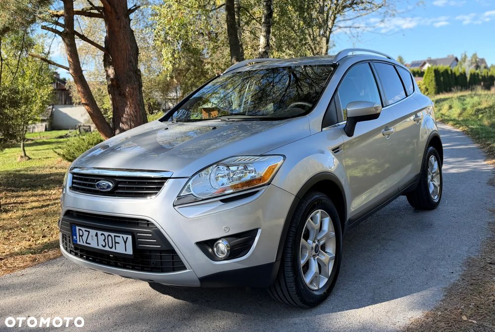 Ford Kuga 2.0 TDCi 2x4 Titanium - 2